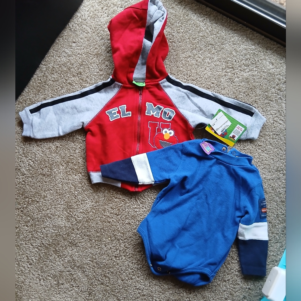 NWT Vintage Set of 2 Character Clothes